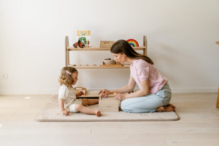 Montessori-auklejimo-ikveptos-ribos-pagarbi-tevyste